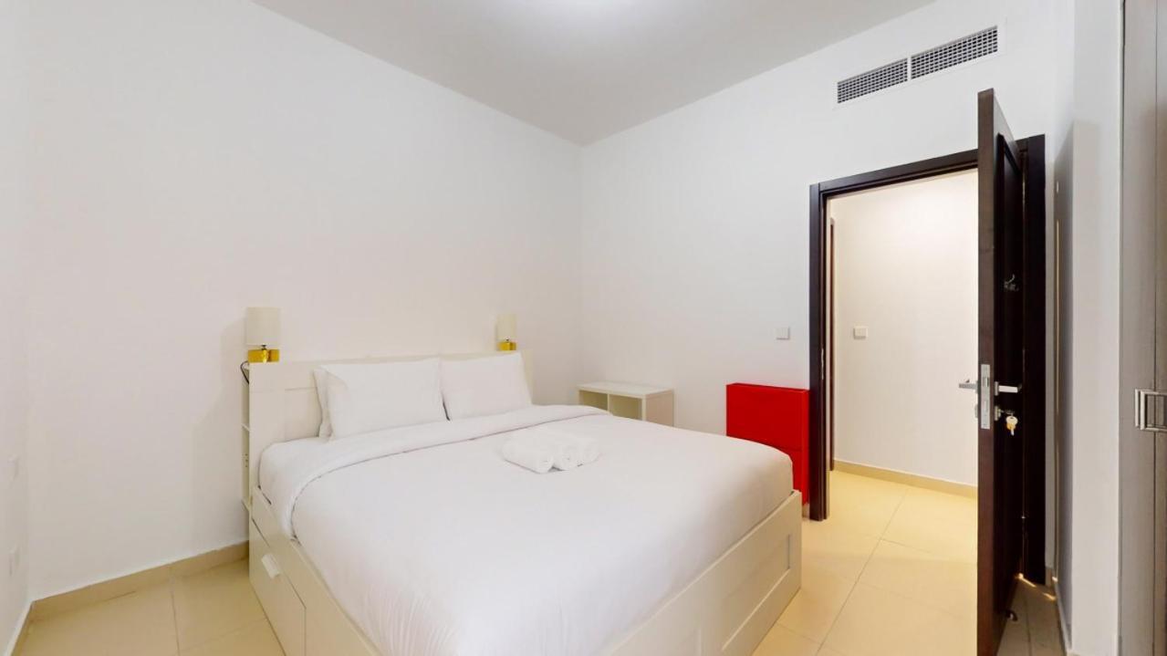 Bella Casa At Serena - Peaceful Three Bed Villa ドバイ エクステリア 写真